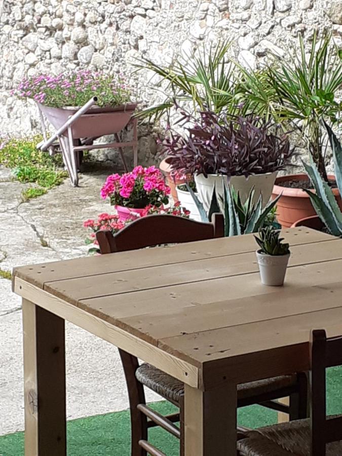 Vicolo Del Nido B&B Paderno Franciacorta Exterior foto